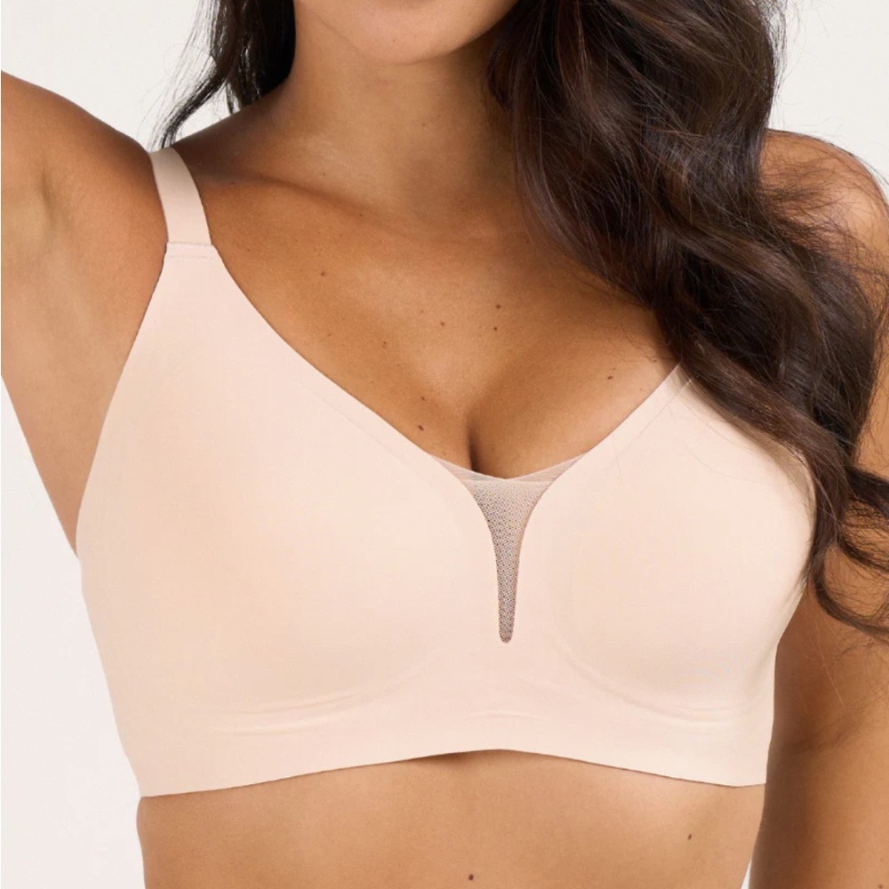 NWT Celeste d’or Curve Support & Lift V-Neck Mesh Bra in pink - Picture 3 of 7